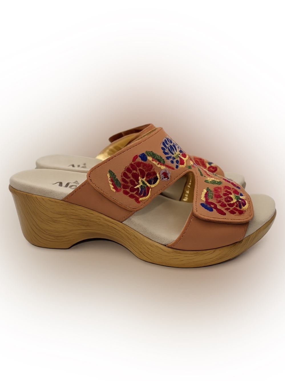Alegria Linn Cognac Needles & Pins Leather Wedge Sandals Sz 37, 7/7.5 NIB